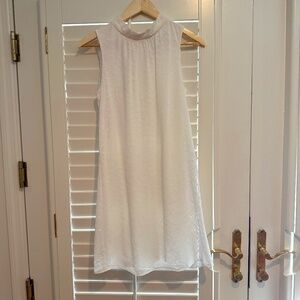 DKNY High neck Sleeveless Shift Dress Tie in back Size 2 White